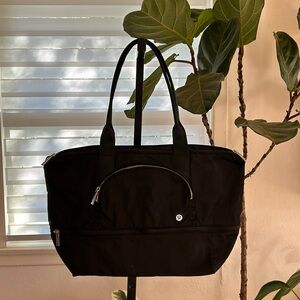 Lululemon gym bag